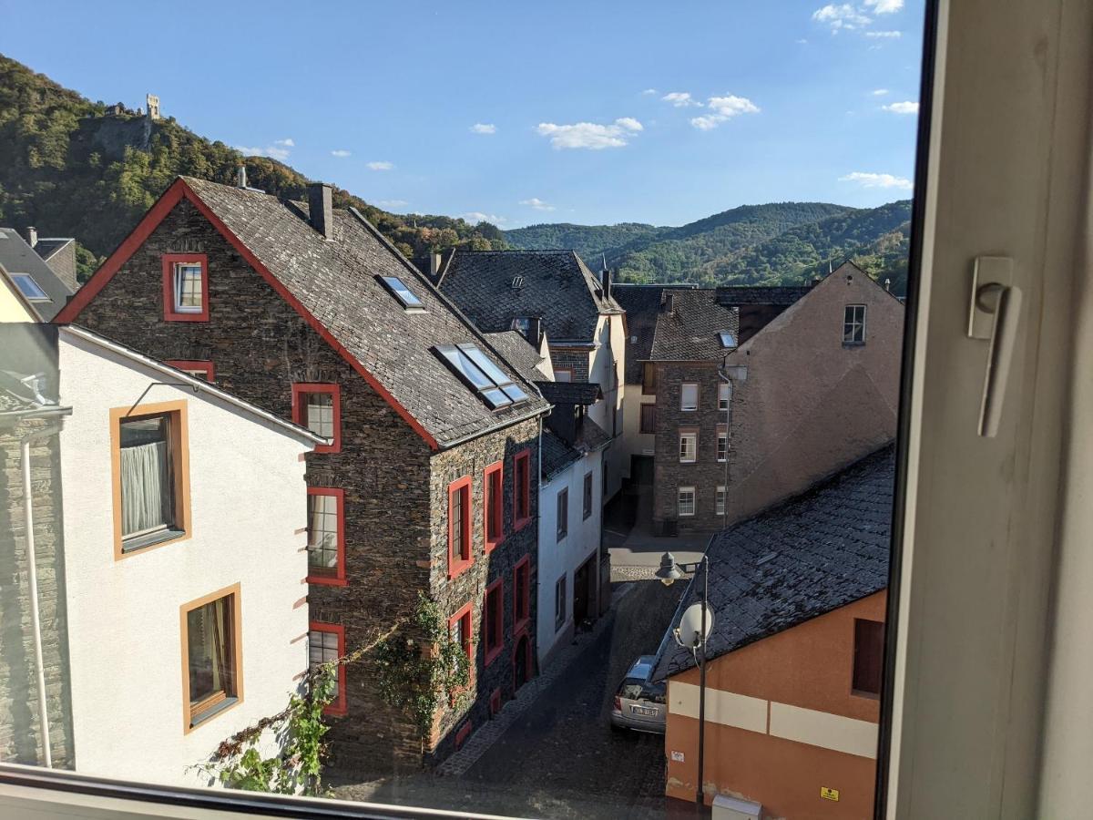 Monkey Factory - Mini Home-Stay Hostel Traben-Trarbach Luaran gambar